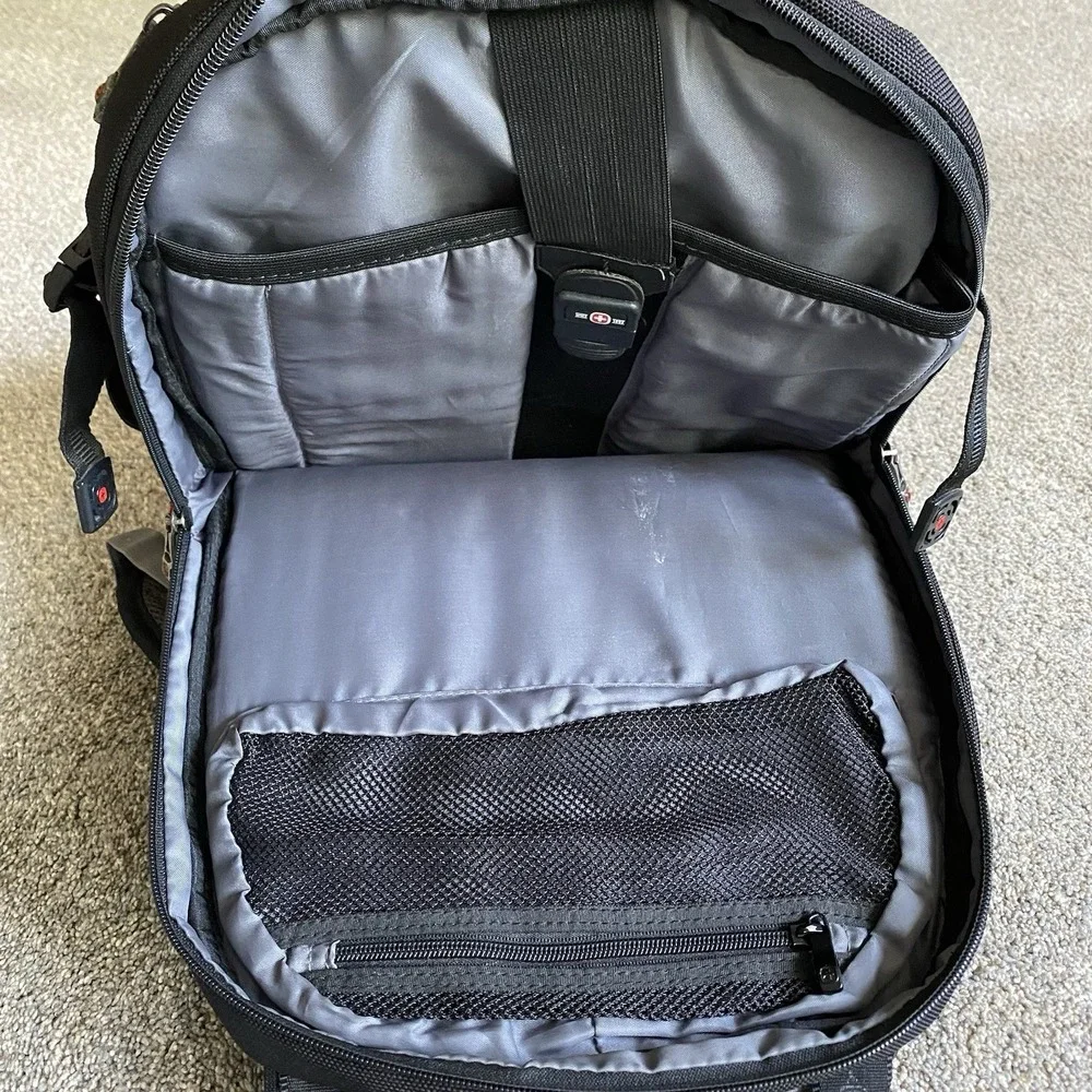 SwissGear maxxum tech